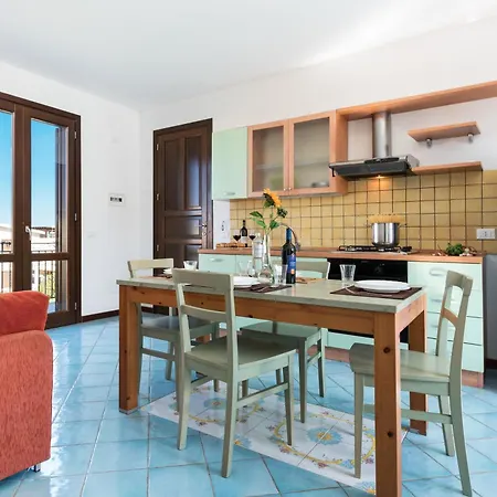 Casa Azzurra 4 Holiday home