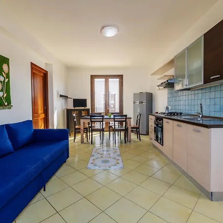 Holiday home Casa Azzurra 4